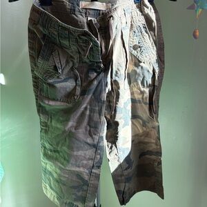 J. Crew Women’s Camo Cotton Chino Capri - Green Camo Size 4